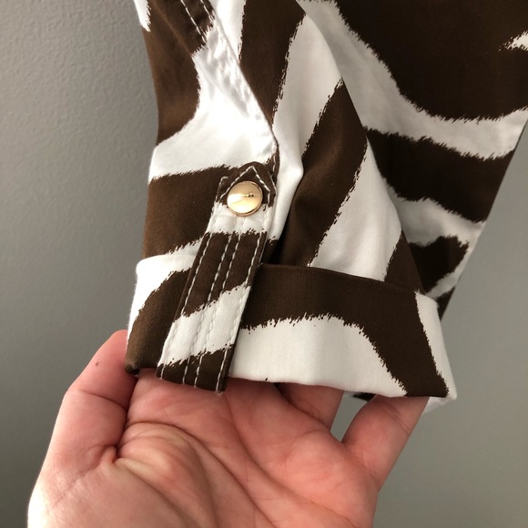 NEW Chico’s Brown Zebra Print Crop Pants Petite 12 - Picture 3 of 5